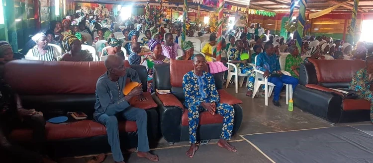 Visite de partage à l_église Puissance Eternelle